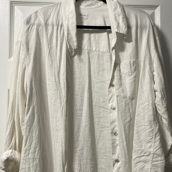 Linen Relaxed Button Up - Picture 2 of 2